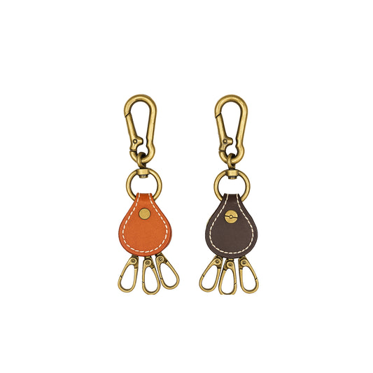 Triple clasp leather keychain in two colors, personalized with engraving