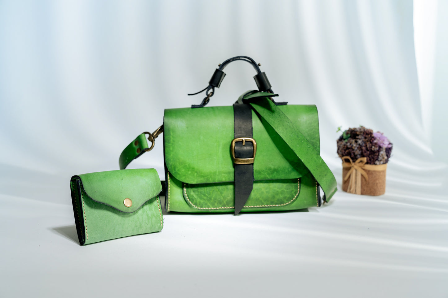 Stylish Green Handbag Set
