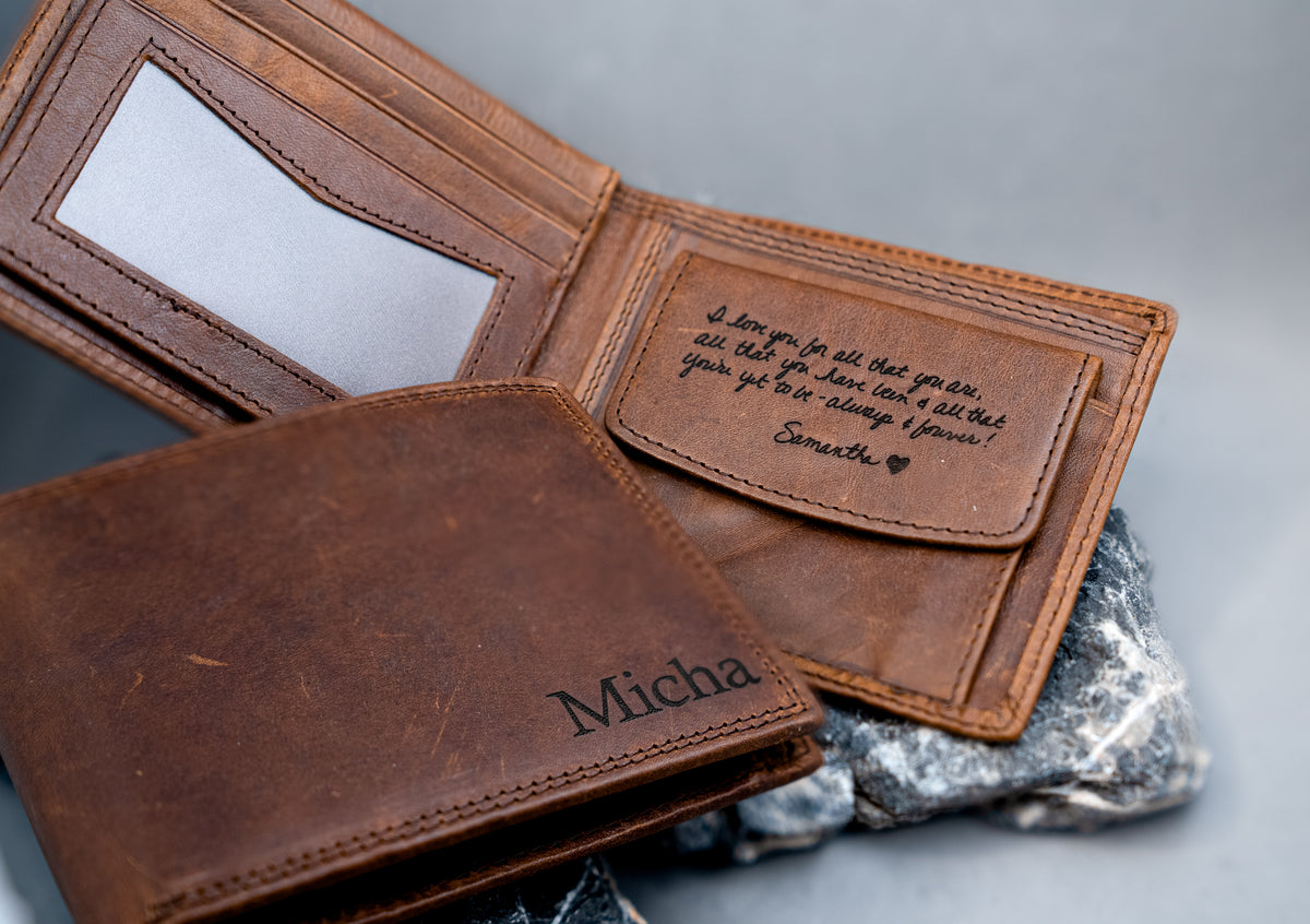 Personalized Bifold Men's Wallet Crazy Horse Leather, RFID